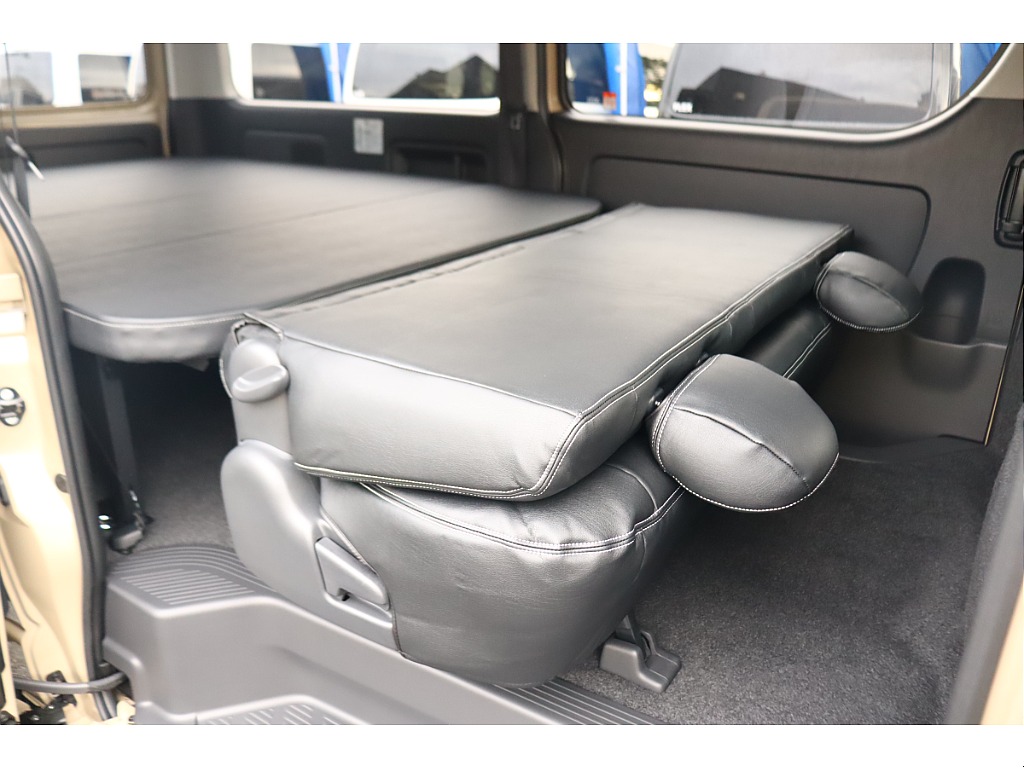 トヨタ ハイエースバン(32枚目)