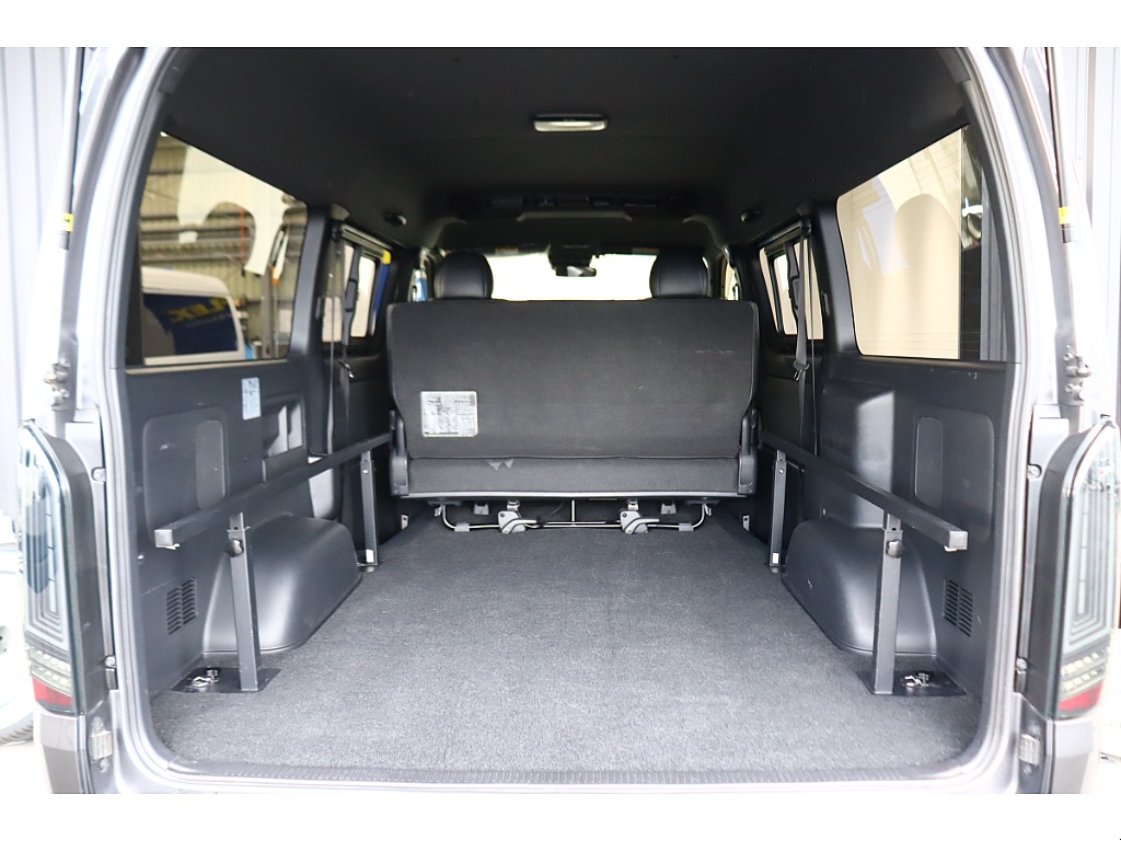 トヨタ ハイエースバン(39枚目)