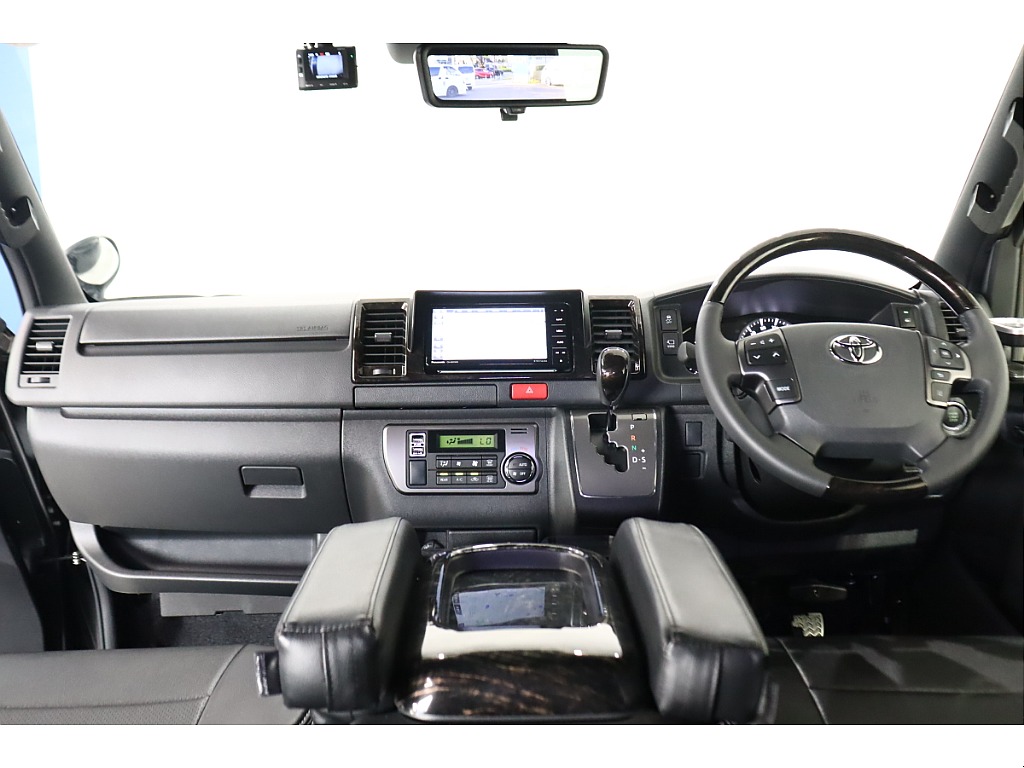 トヨタ ハイエースバン(21枚目)