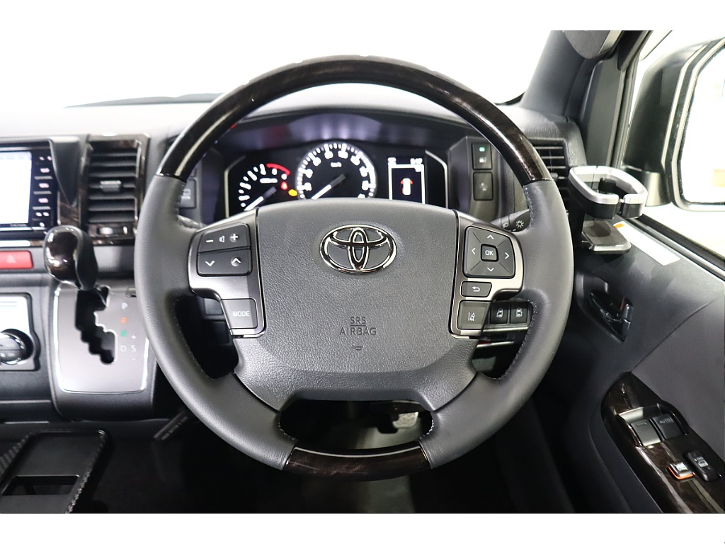 トヨタ ハイエースバン(22枚目)