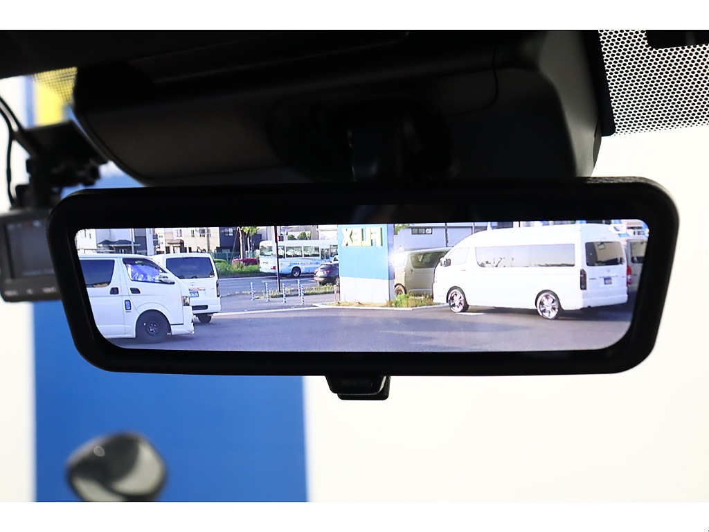 トヨタ ハイエースバン(27枚目)