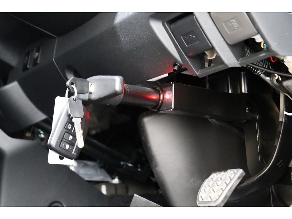 トヨタ ハイエースバン(32枚目)