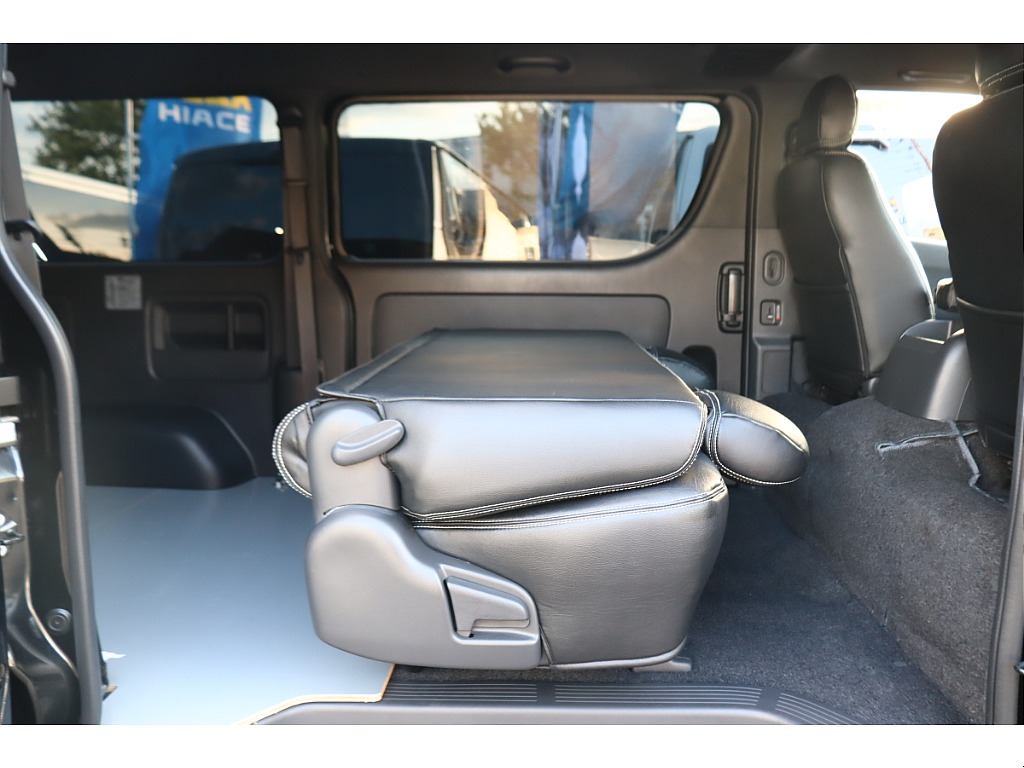 トヨタ ハイエースバン(37枚目)