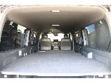 フルフラット可能で広々空間も演出！