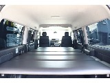 荷室には高調整が可能なベットキットを装着！