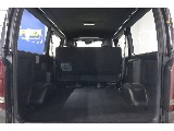 お荷物もたっぷり収納できるラゲッジスペース♪