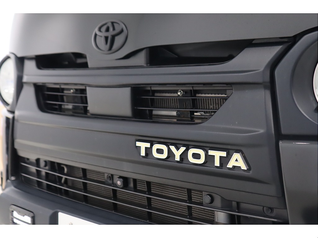 トヨタ ハイエースバン(55枚目)