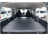 2列目シートを倒せばフルフラットも可能☆