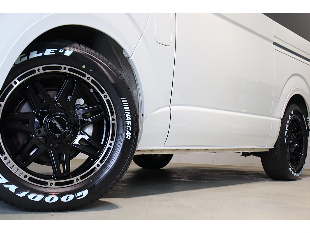 FLEX DELF04アルミホイールにグッドイヤーナスカー16インチタイヤをインストール！