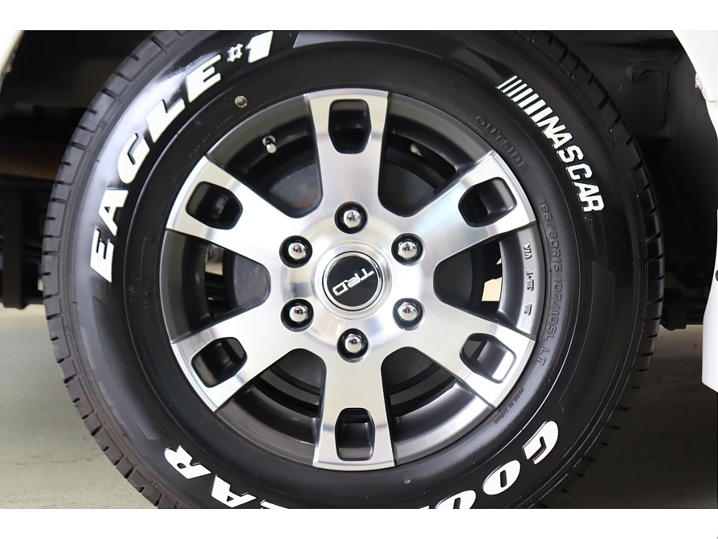 トヨタ&nbsp;ハイエースバン&nbsp;5D2.0スーパーGLダークプライムロング&nbsp;買取直販&nbsp;埼玉県の詳細画像&nbsp;その19