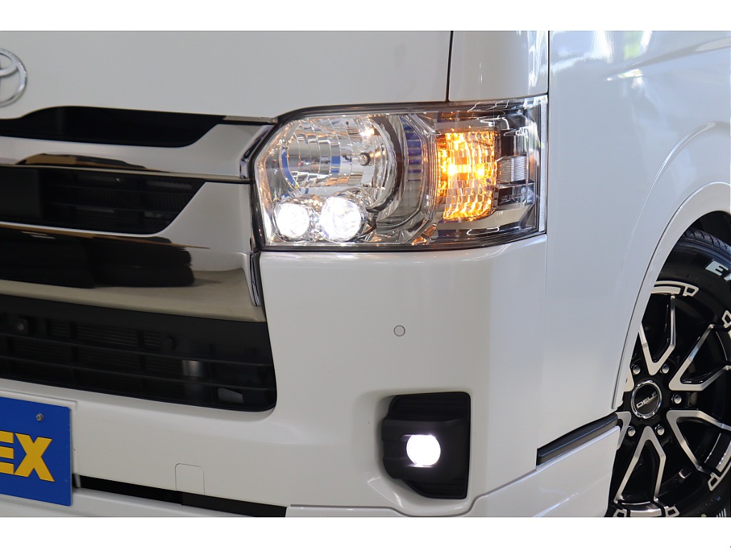 トヨタ ハイエースバン(52枚目)