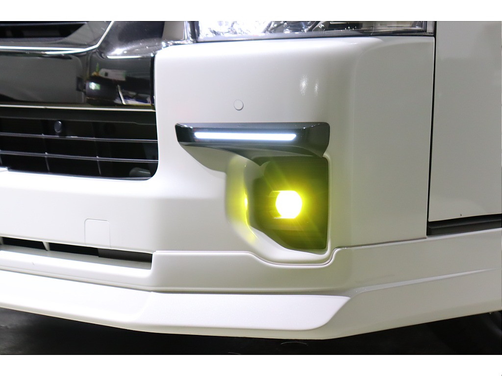トヨタ ハイエースバン(50枚目)
