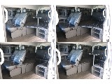 希少なリラクシング内装です！テーブル・ベッド・床張りは、標準装備☆