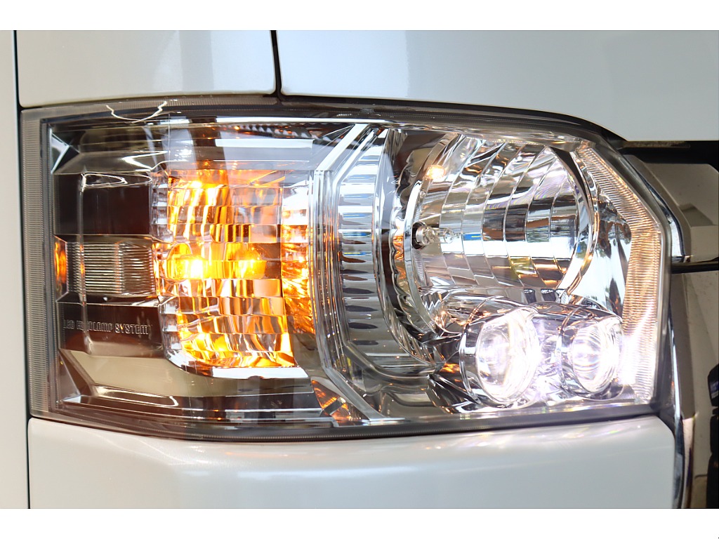 トヨタ&nbsp;ハイエースバン&nbsp;5D2.8DTスーパーGLダークプライムⅡロング&nbsp;&nbsp;埼玉県の詳細画像&nbsp;その16
