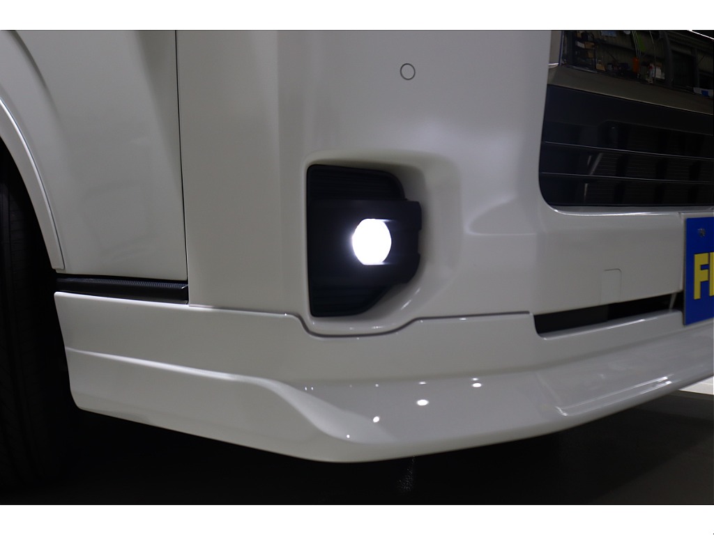 トヨタ&nbsp;ハイエースバン&nbsp;5D2.8DTスーパーGLダークプライムⅡロング&nbsp;&nbsp;埼玉県の詳細画像&nbsp;その16