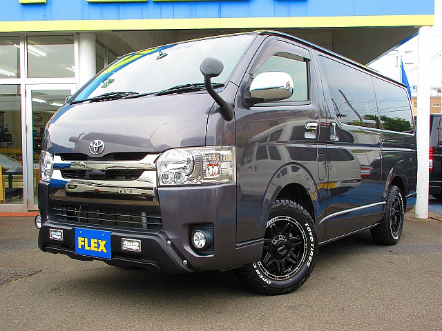 H30年式レジアスエース・ダークプライム厳選中古車入庫致しました♪ワイルドにカスタムされた一台！！！