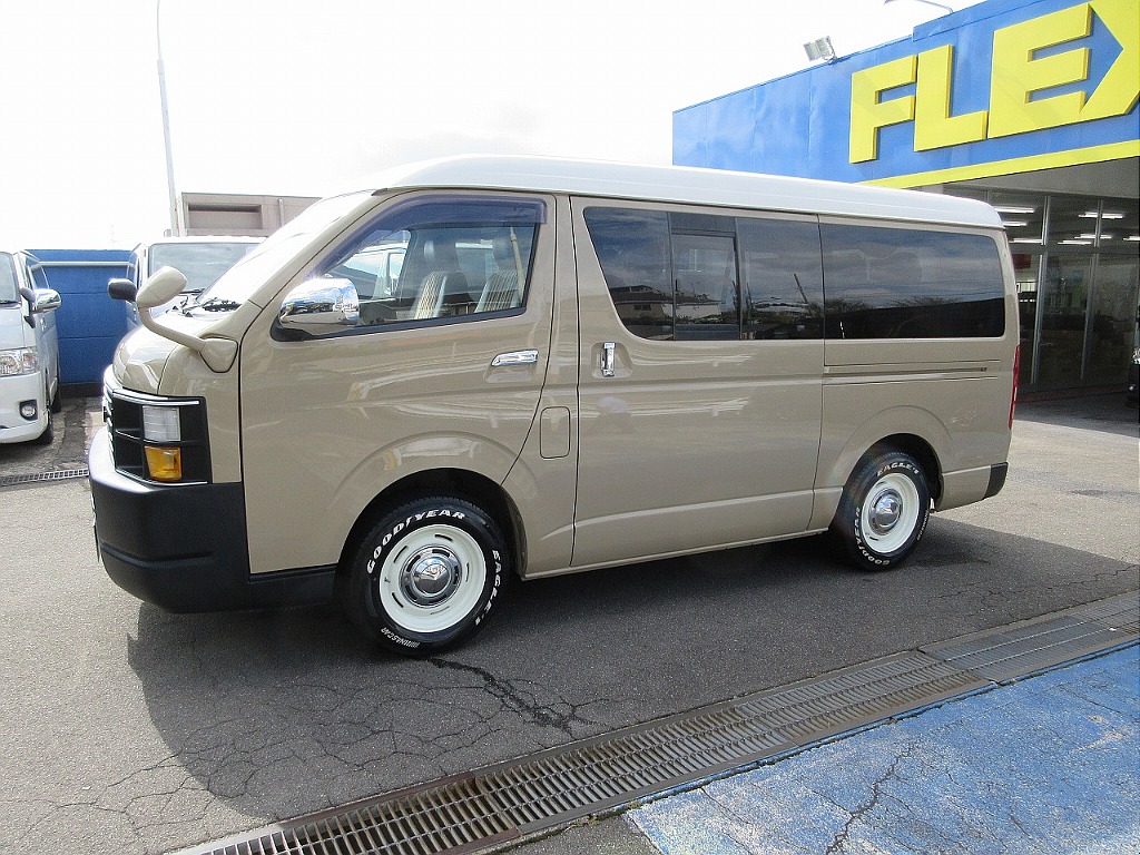 トヨタ ハイエース ワゴン2.7GLロング ミドルルーフ 4WD コーストライン角目４灯 神奈川県の詳細画像 その18