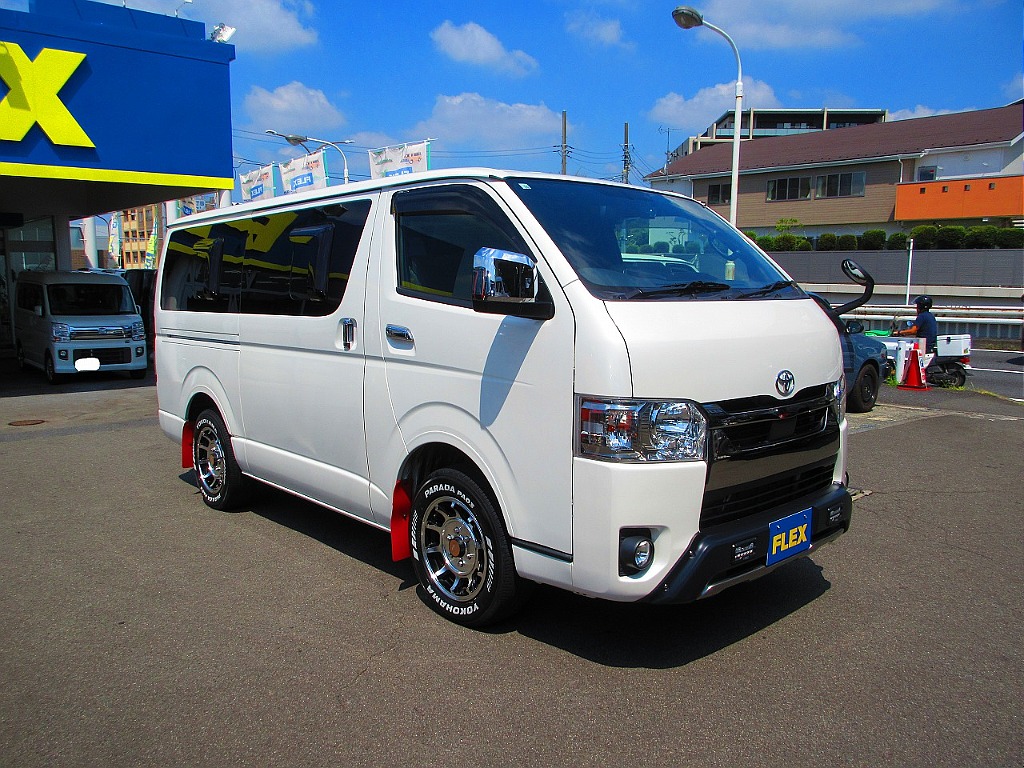 ワイルドなたたづまいとディーゼルターボ４WDの爽快な走り！！！