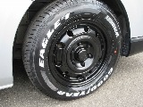 足元には新品のＰａｗ１６インチアルミホイールと新品タイヤを装着！レトロカスタムに良く似合います♪