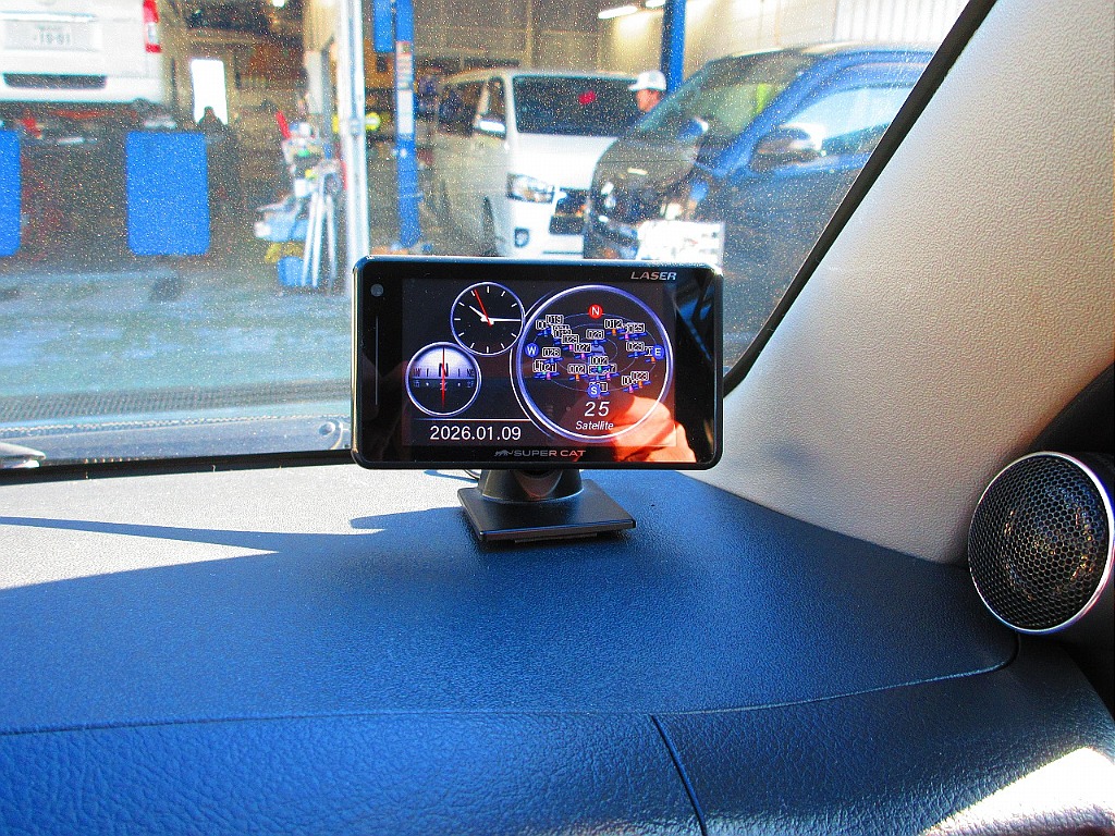 レーダー探知機も搭載されております！何かの時には役立ちますねっ♪