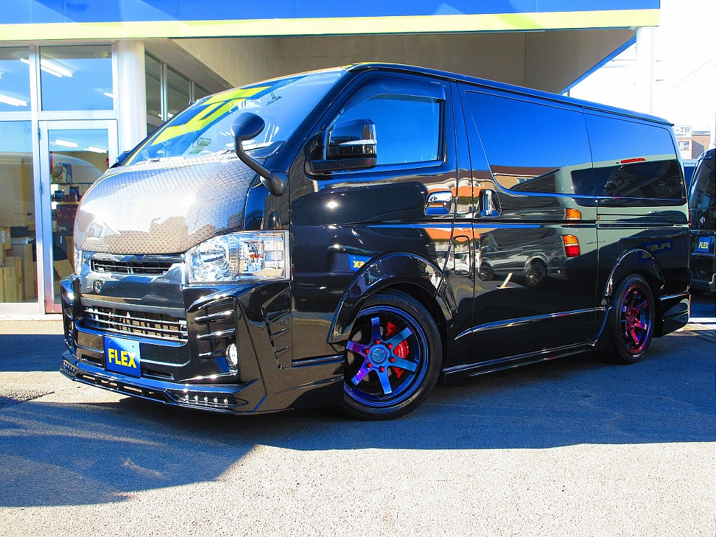 平成２９年式ダークプライムディーゼルターボ入庫致しました！下取り直販車ならではのお買い得プライス！素性もハッキリした一台！