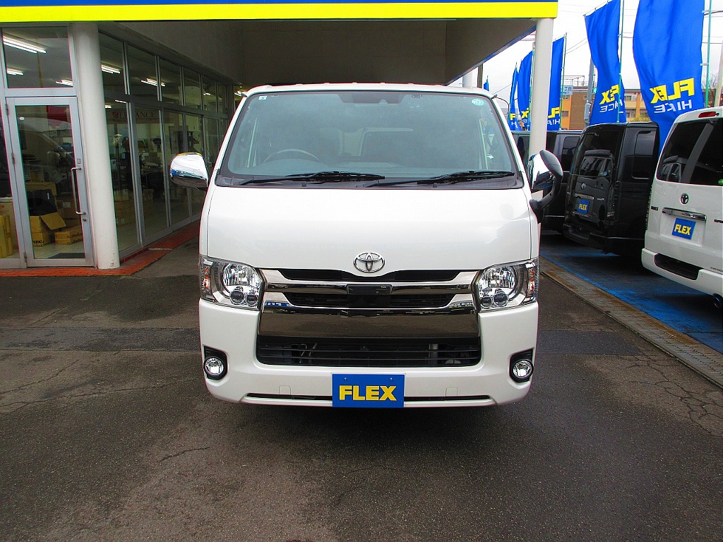 シンプルなフロントフェイス♪力強い印象もしっかりありますねっ♪