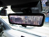 メーカーオプションのデジタルインナーミラー搭載車！荷物や道具を満載しててもしっかり後方確認出来ますよっ♪