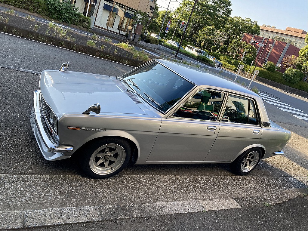 日産 ブルーバード4ドア(9枚目)