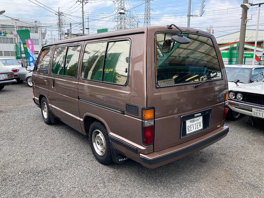 トヨタ ハイエースワゴン(10枚目)