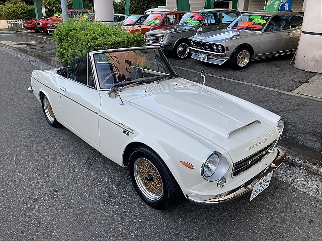 フェアレディ SR311
