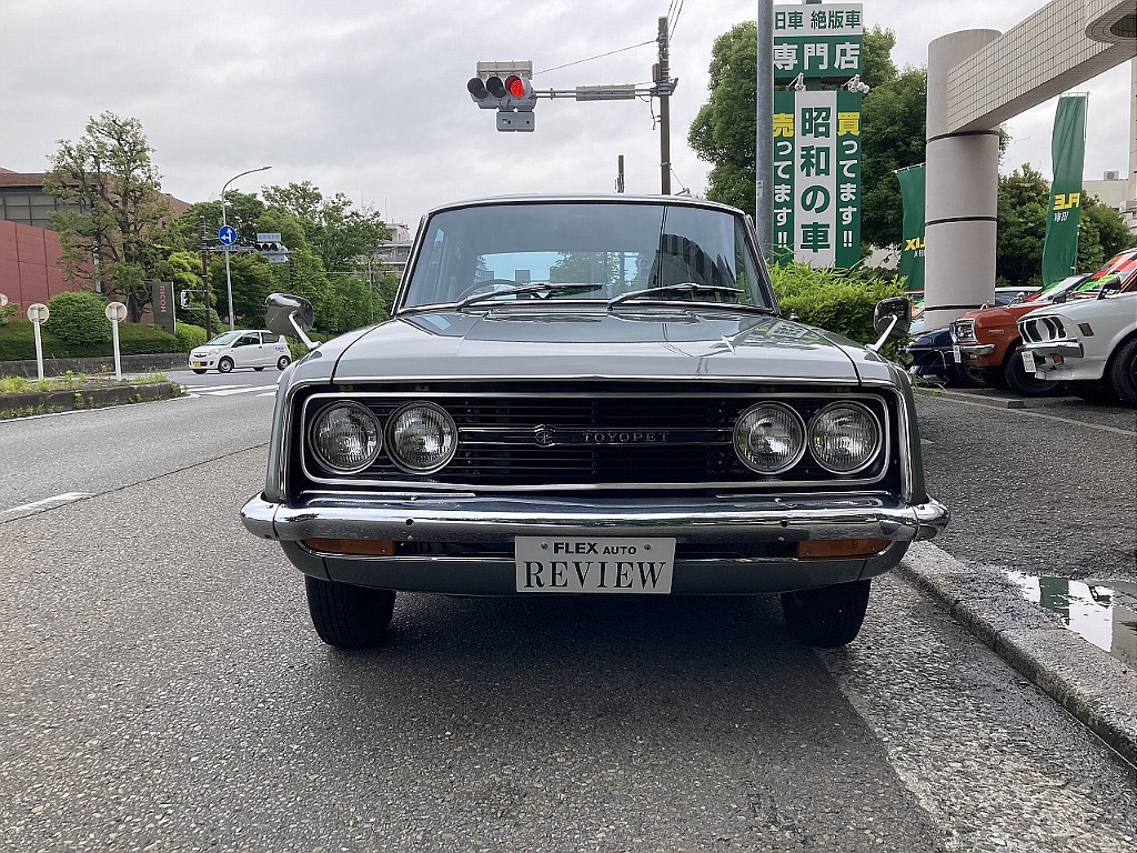 トヨタ コロナ(2枚目)