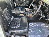 日産 スカイライン4ドア(14枚目)