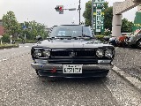 日産 スカイライン4ドア(2枚目)