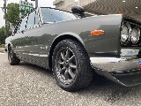 日産 スカイライン4ドア(3枚目)