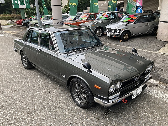 スカイライン4ドア GT-R仕様