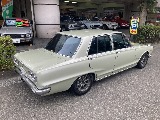 日産 スカイライン4ドア(5枚目)