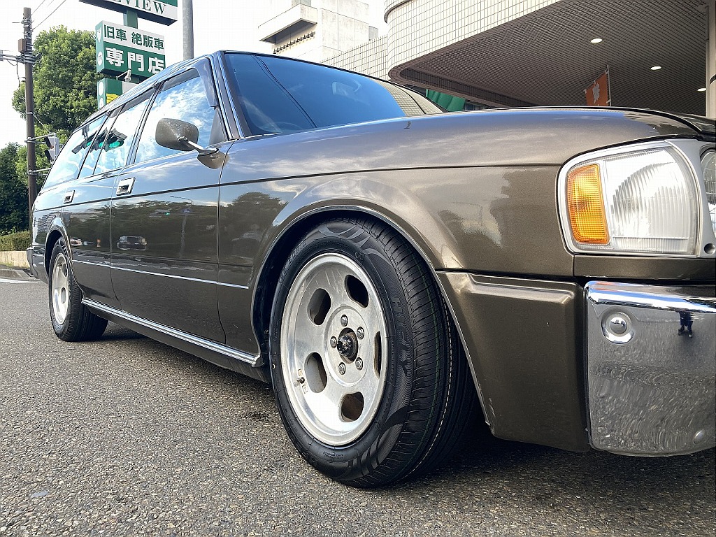 トヨタ クラウンワゴン(3枚目)