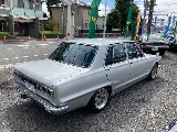 日産 スカイライン4ドア(2枚目)