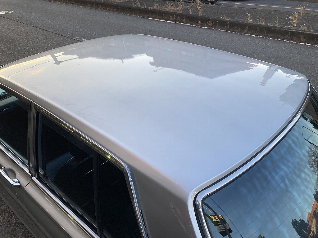 日産 スカイライン4ドア(7枚目)