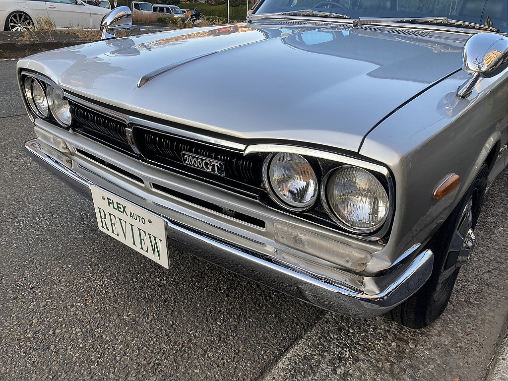 日産 スカイライン4ドア(10枚目)