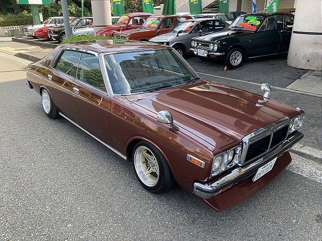 ローレル4ドアHT 2000SGL-E