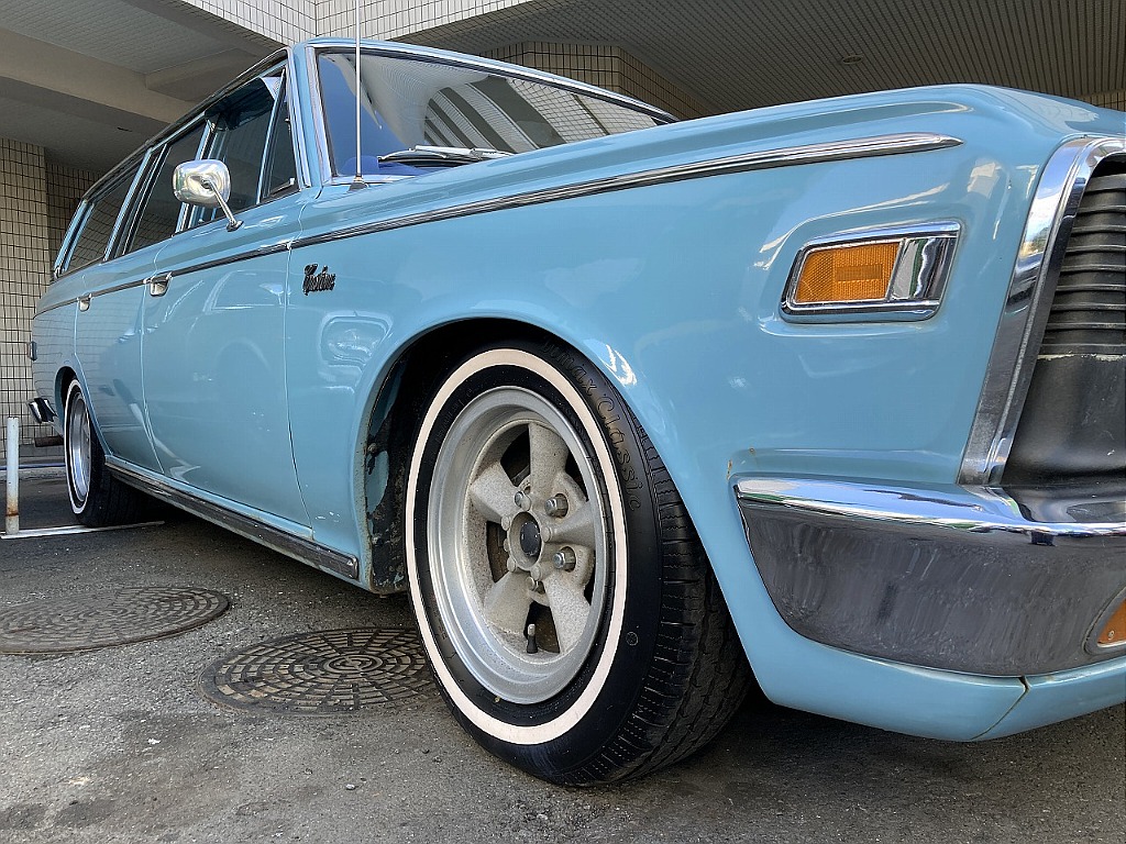 トヨタ クラウンワゴン(3枚目)