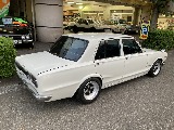 日産 スカイライン4ドア(5枚目)