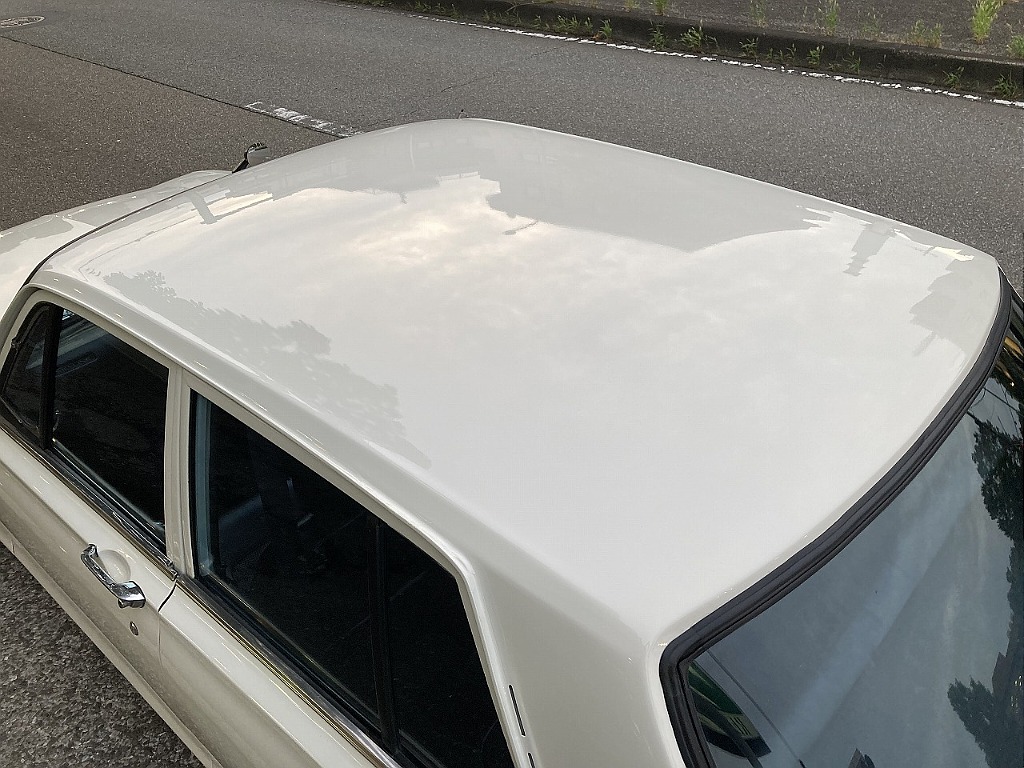日産 スカイライン4ドア(7枚目)