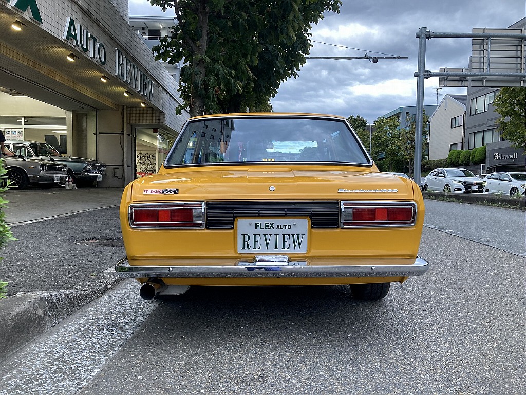 日産 ブルーバード4ドア(6枚目)