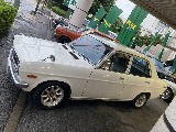 日産 サニー4ドアセダン(9枚目)