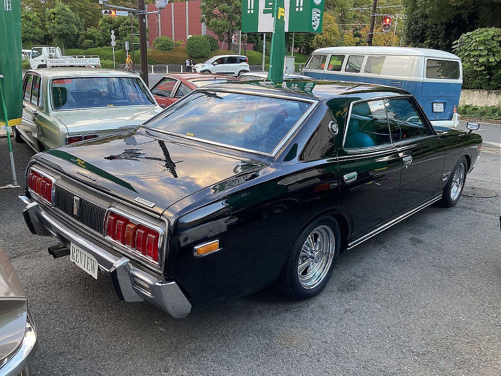 日産 セドリック4ドアHT(5枚目)