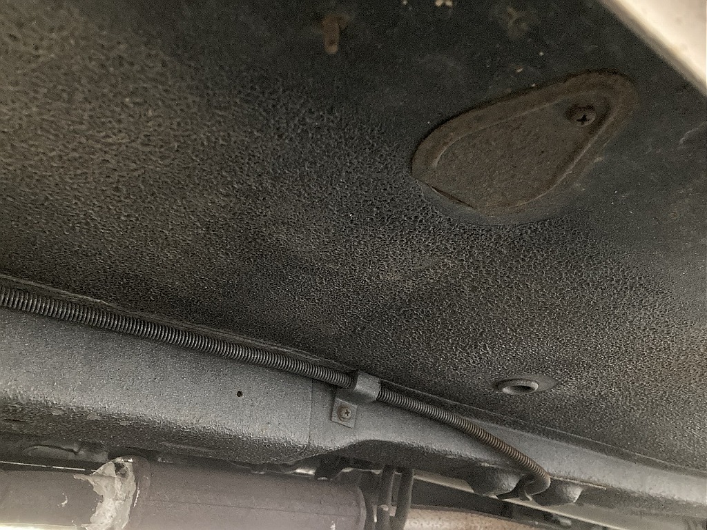 日産 グロリア4ドアHT(18枚目)