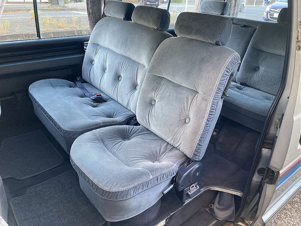 トヨタ ハイエースワゴン(13枚目)