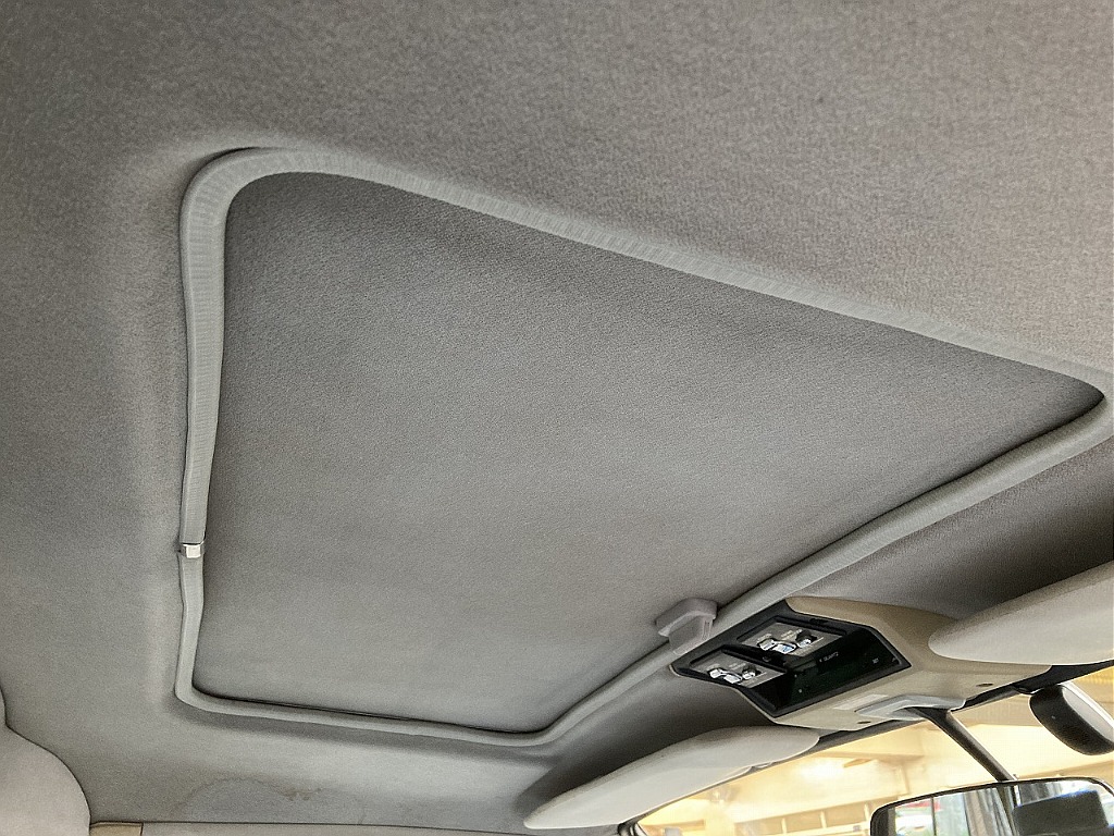 トヨタ ハイエースワゴン(15枚目)